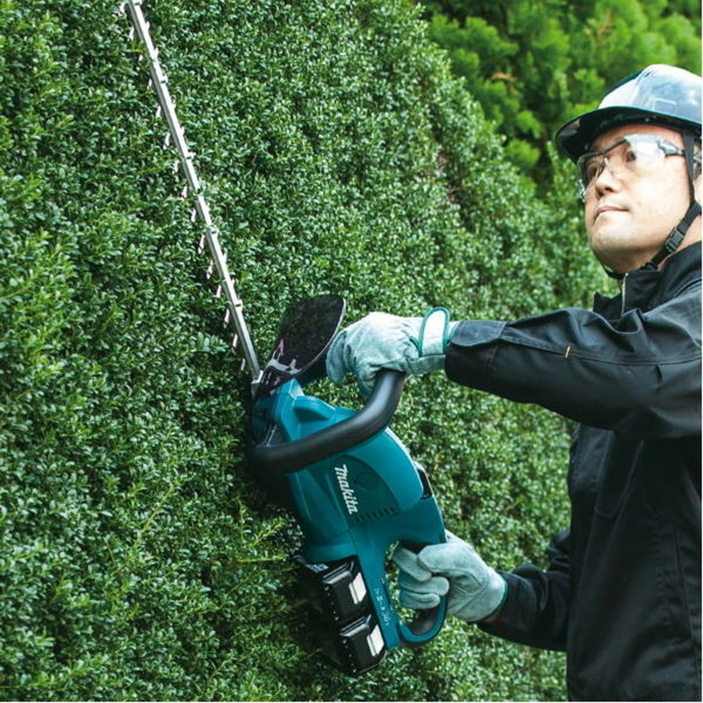 Makita Taille-haie Sans Fil - 36 V Li-ion - 55 Cm - Sans Batterie Ni Chargeur - 5,1 Kg 4 Makita Taille-haie Sans Fil - 36 V Li-ion - 55 Cm - Sans Batterie Ni Chargeur - 5,1 Kg – Image 2