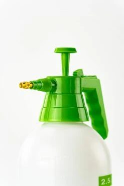 Pulvérisateur à Pression - Suan - Multiusages Pour Le Jardin Et La Maison - Contenance : 2500 Ml -Einhell Boutique 64927964a20bb7.55574991